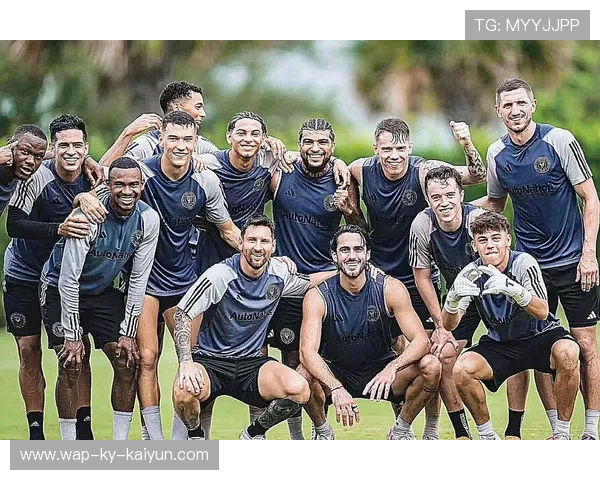 迈阿密国际中前场连接，梅西串联全队